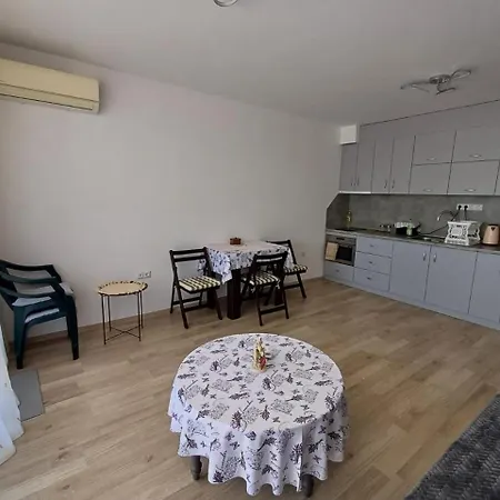 Sunny Holidays شقة