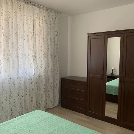 شقة Sunny Holidays بايالا