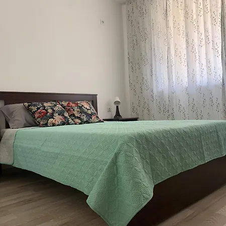 شقة Sunny Holidays بايالا